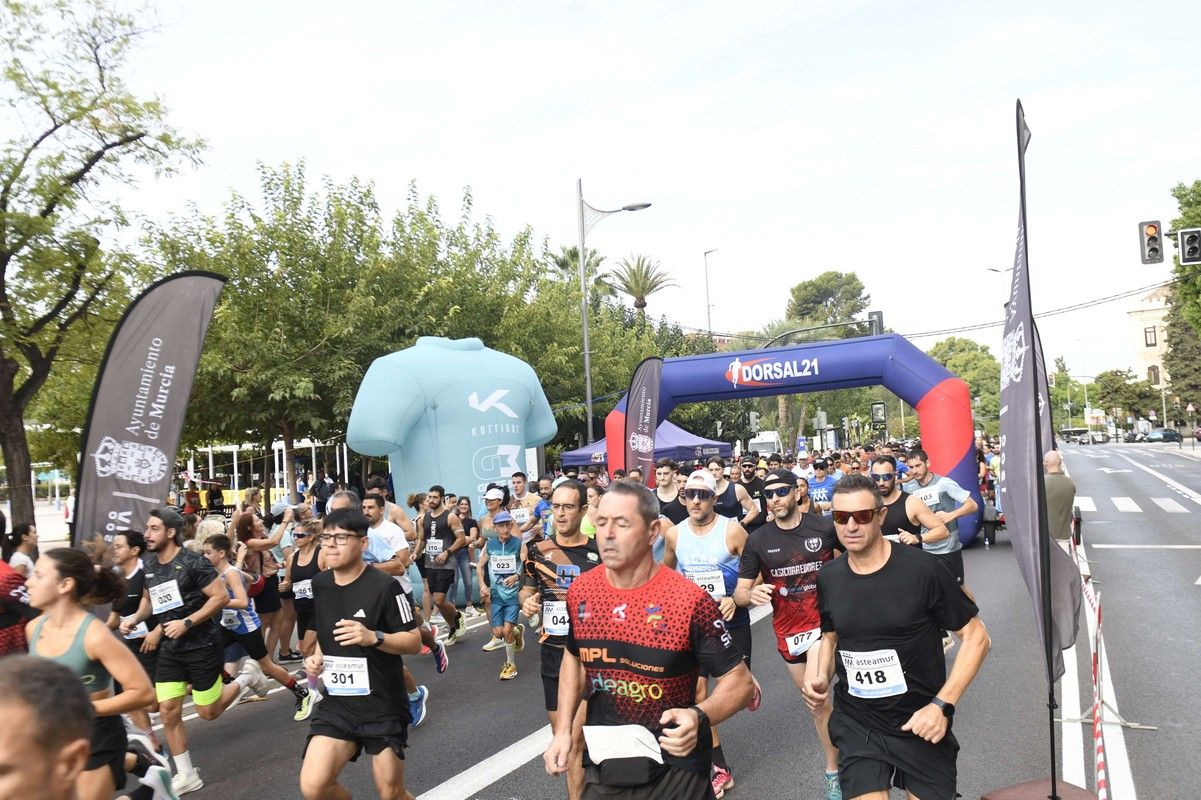 La carrera y marcha Solidaria Asteamur, en imágenes
