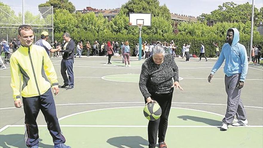 Altruismo y amistad sin techo