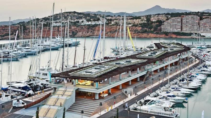 Vista general del recinto de Port Adriano, donde se proyecta su primera sala de fiestas.