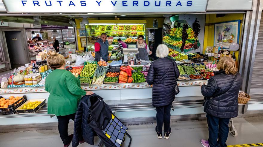 Los consumidores pagan por los alimentos un 600% más de lo que reciben los productores