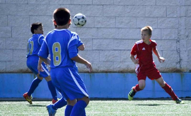 Fútbol: Amistad - Actur Pablo Iglesias (Benjamín Final)