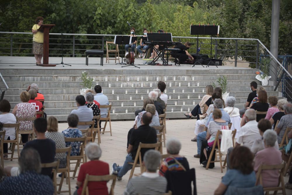 Homenatge a les 33 persones mortes per covid a Sant Joan