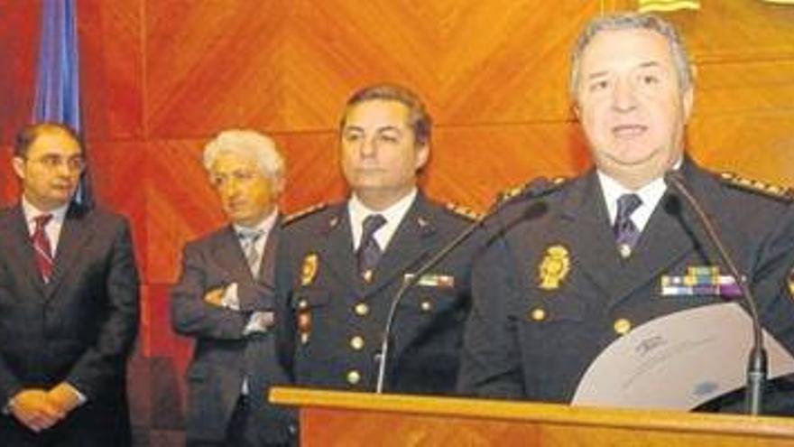 El relevo en comisaría vuelve a dividir a los sindicatos policiales