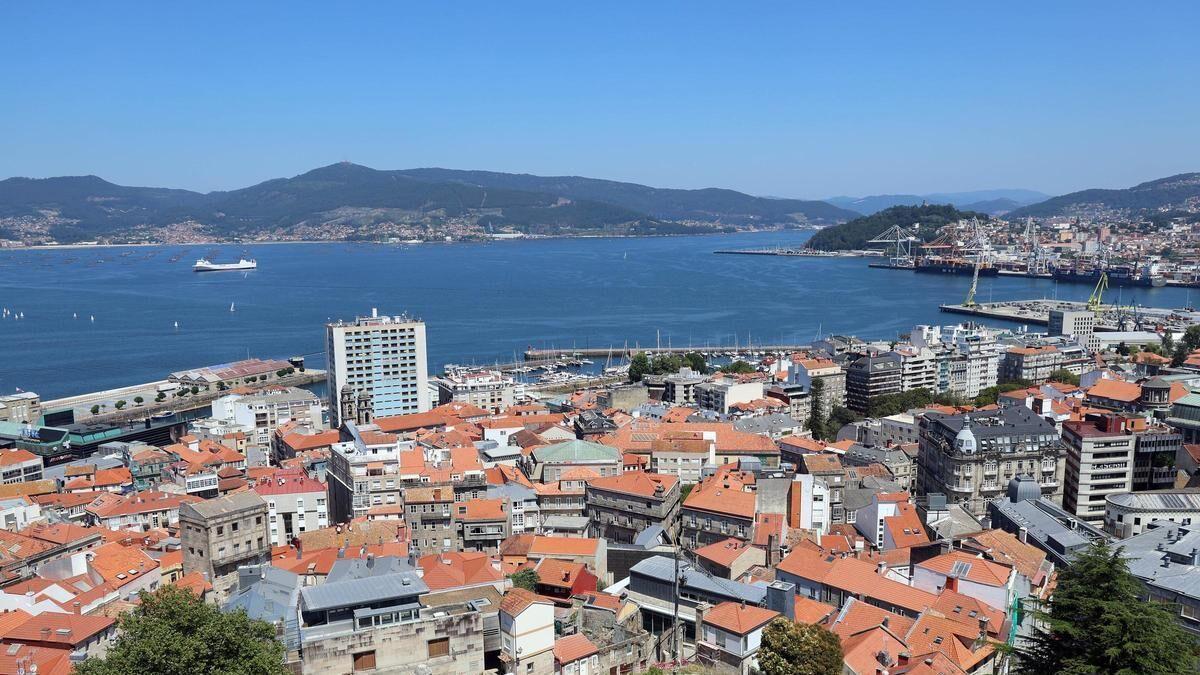Edificios del Casco Vello desde el Concello.