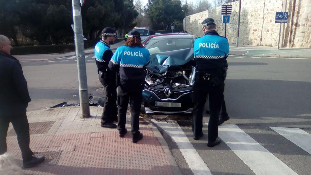 El estado de los vehículos tras la colisión.