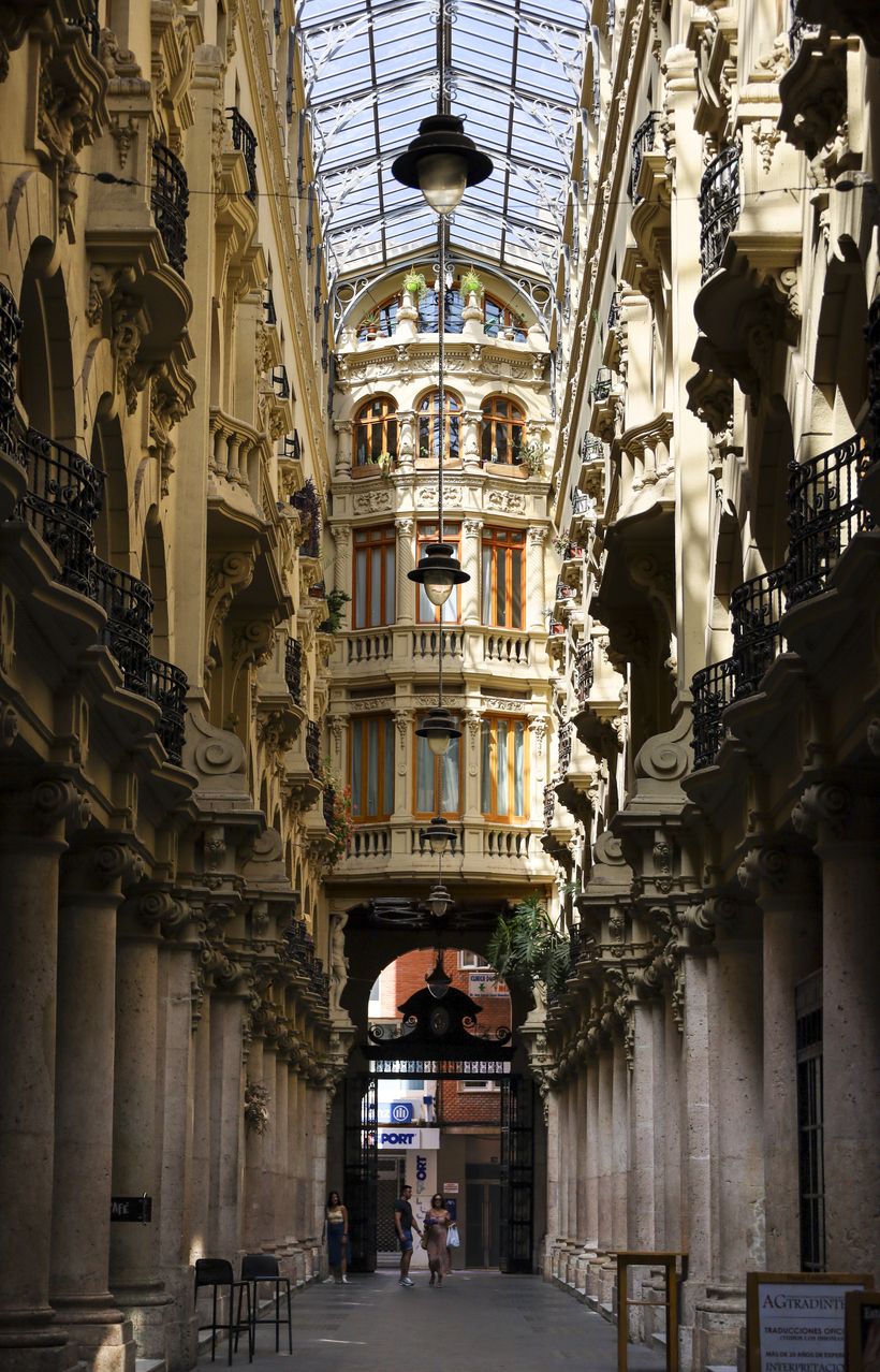 El Paso de Lodares, de estilo modernista en la ciudad de Albacete.