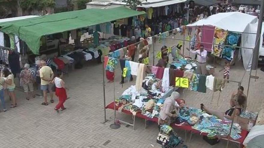El mercat de roba de Figueres
