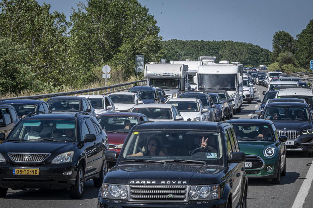 Els camions no podran circular per l’AP-7 el diumenge de retorn del pont de la Constitució