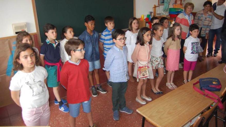 El colegio Nuestra Señora de Covadonga de Noreña celebró con alumnos y padres el día de la familia