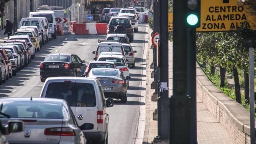 Fin a los atascos tras la reapertura de la vaguada en Alcoy