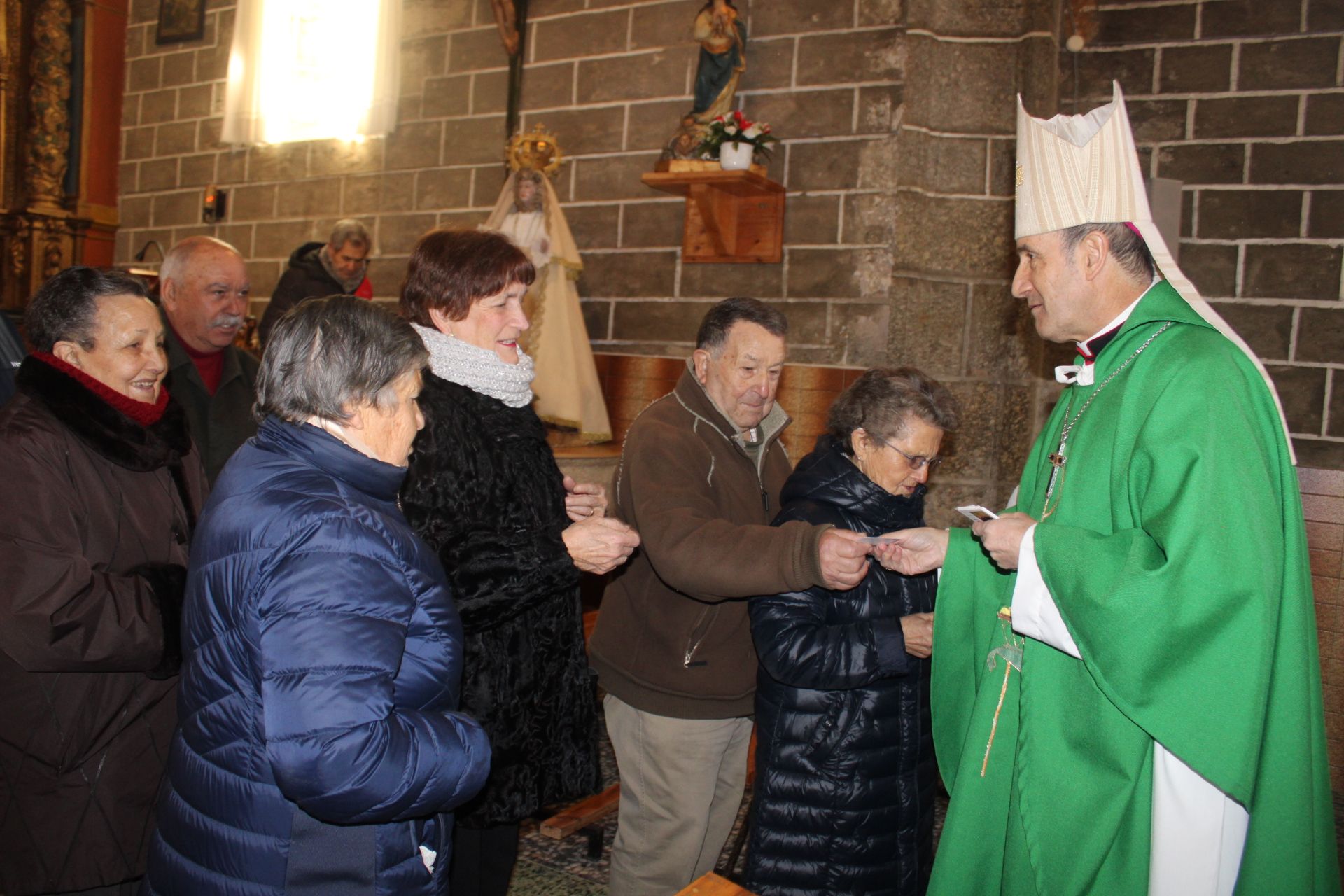 GALERÍA | El Obispo de Astorga, de ruta por Sanabria