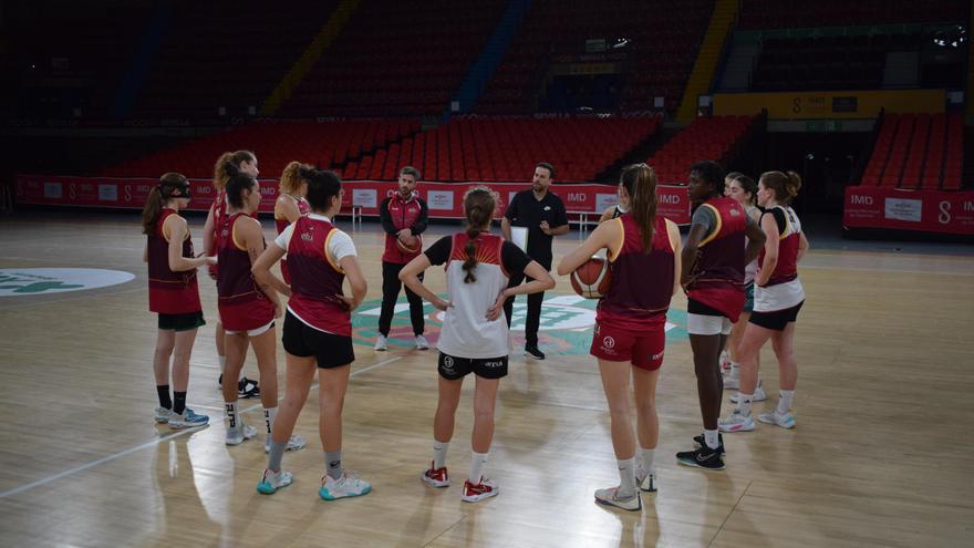 Club Baloncesto Sevilla Femenino: Parcela deportiva