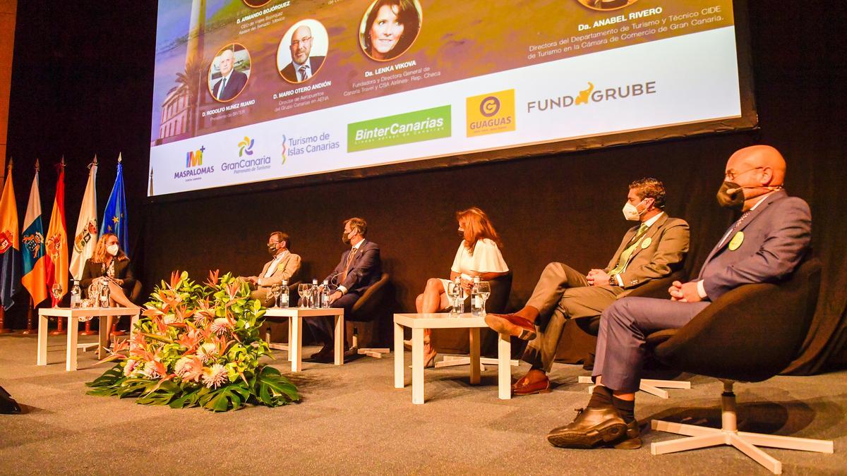 Mesa redonda sobre conctividad aérea, este jueves en el Foro de Turismo de Maspalomas.