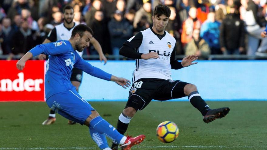 Carlos Soler, en el partido de Getafe.