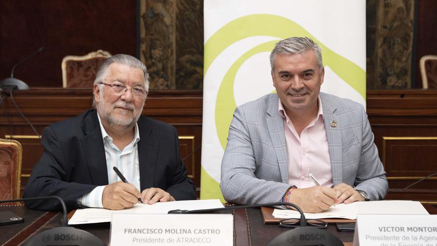 La Agencia de la Energía de Córdoba y Atradeco suman esfuerzos para avanzar en la implantación del vehículo eléctrico