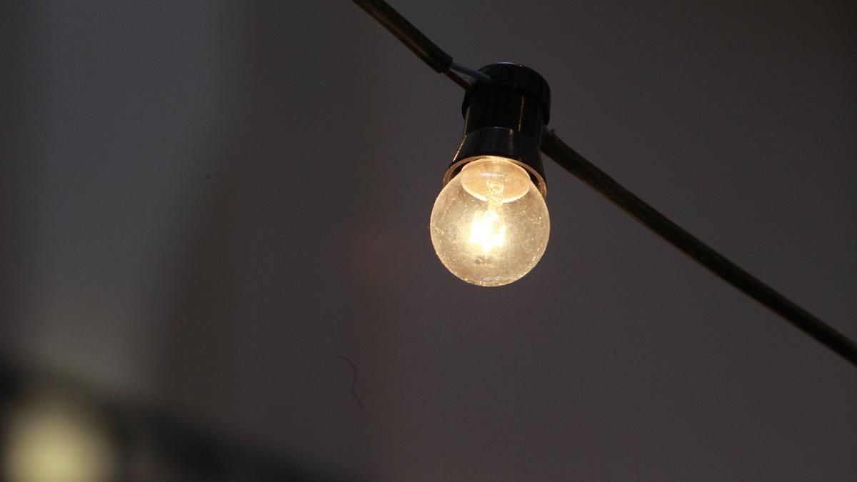El Govern cambiará sus luminarias para ahorrar