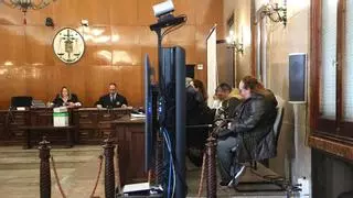 Los forenses mantienen que la bebé arrojada a un contenedor en Porto Cristo nació viva y su “posibilidad de supervivencia era bastante alta”