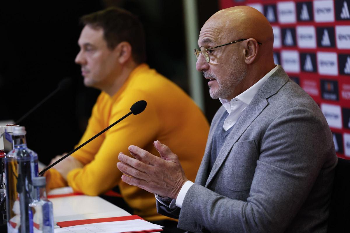 Rueda de prensa de Luis de la Fuente