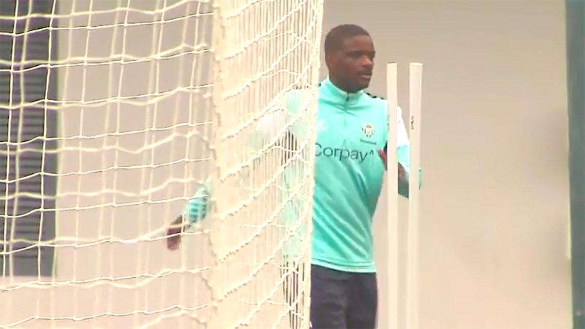 William Carvalho acude al entrenamiento del Betis tras declarar como imputado por un presunto delito sexual