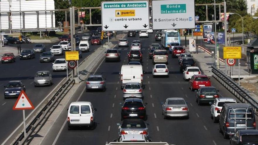 Tráfico a la salida de Málaga por la Autovía A7