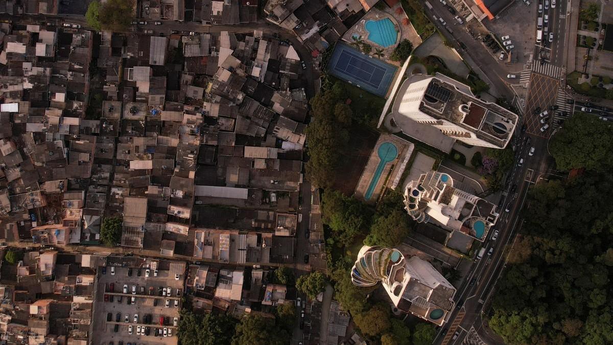 Vista aérea de los barrios de Paraisopolis y Morumbi, en Brasil.