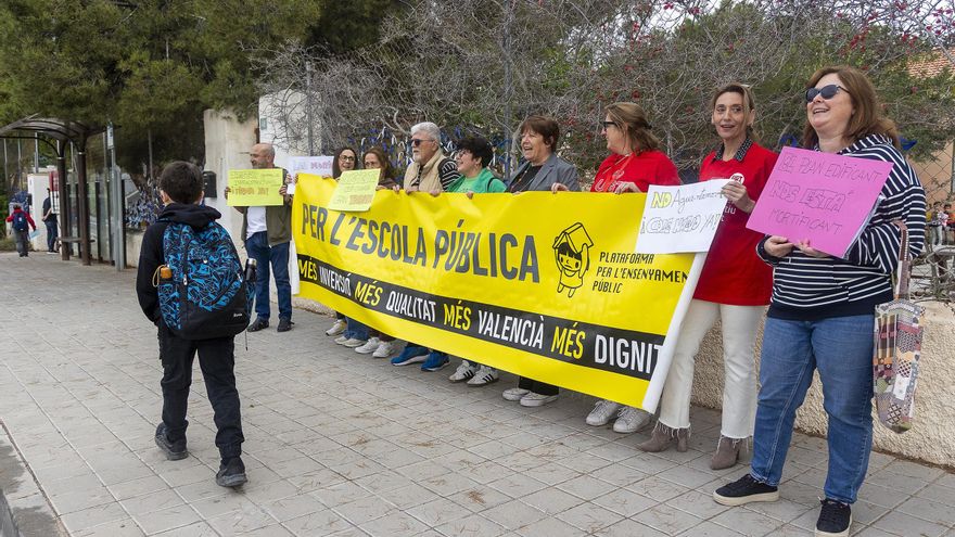 Los centros educativos de la provincia de Alicante se plantan ante la parálisis del Plan Edificant