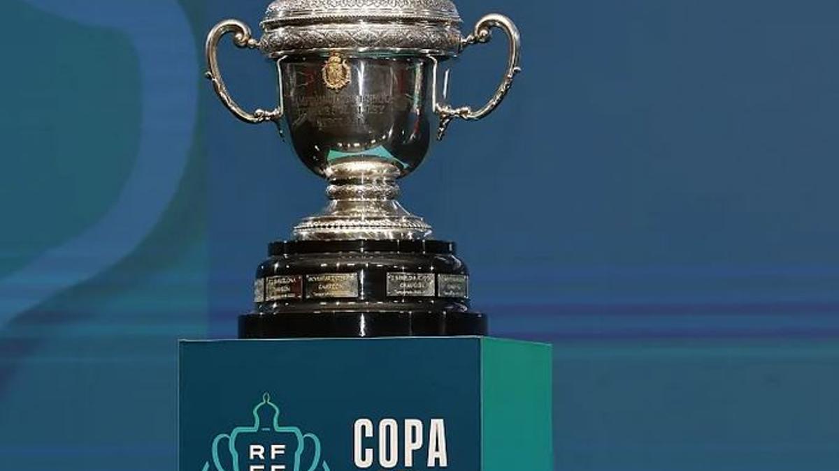 Trofeo de la Copa del Rey de fútbol sala.