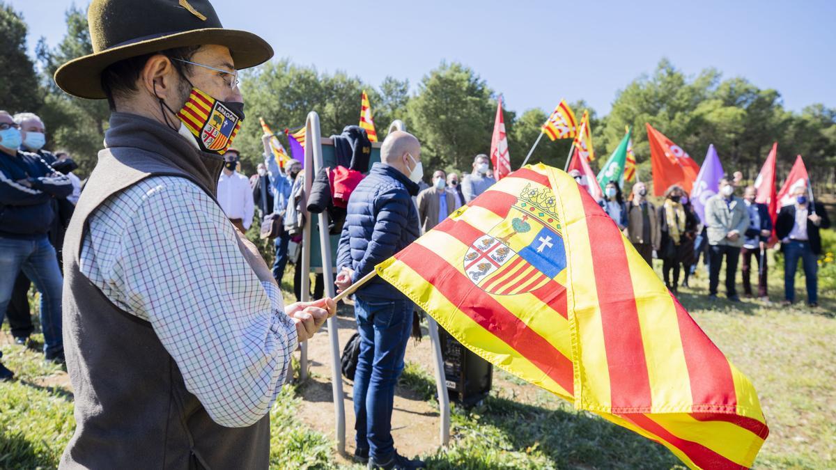 Un instante del acto en el parque del Barranco.