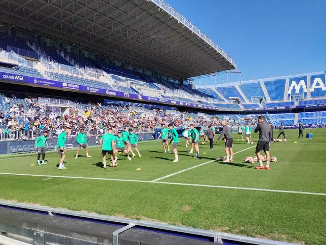 Entrenamiento de puertas abiertas del Málaga CF por la Semana Blanca