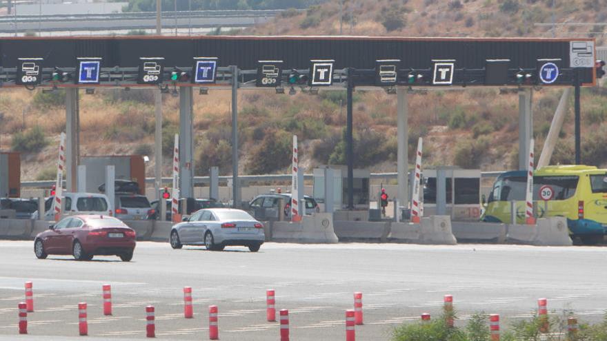 Fomento licita las áreas de servicio de San Antonio y La Marina de la futura &quot;autovía&quot; Alicante-Tarragona