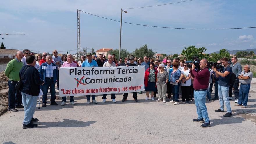 Unos 200 vecinos de Tercia reclaman un colector de pluviales en la Ronda de Lorca
