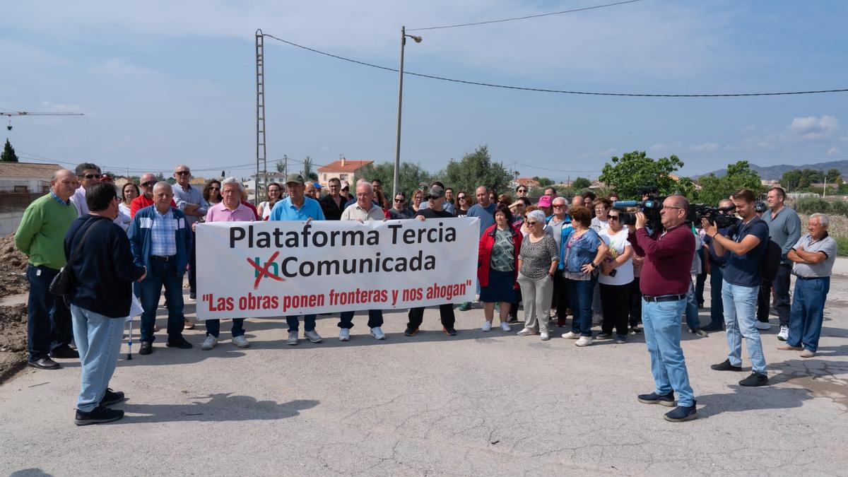 Unos 200 vecinos de Tercia reclaman un colector de pluviales en la ...