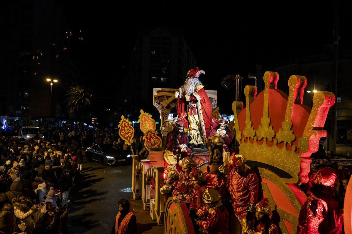 Las imágenes de la Cabalgata de los Reyes Magos en Cáceres