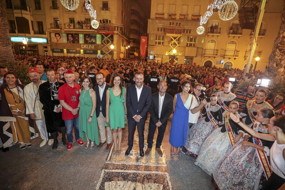 El pregón de las fiestas de Elche, en imágenes