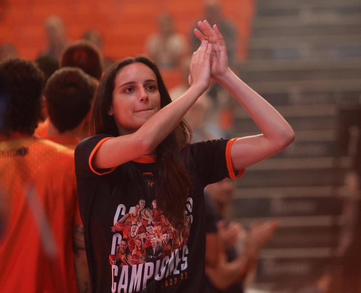 Ángela Salvadores se despidió de la afición en la fiesta del pasado lunes en La Fonteta