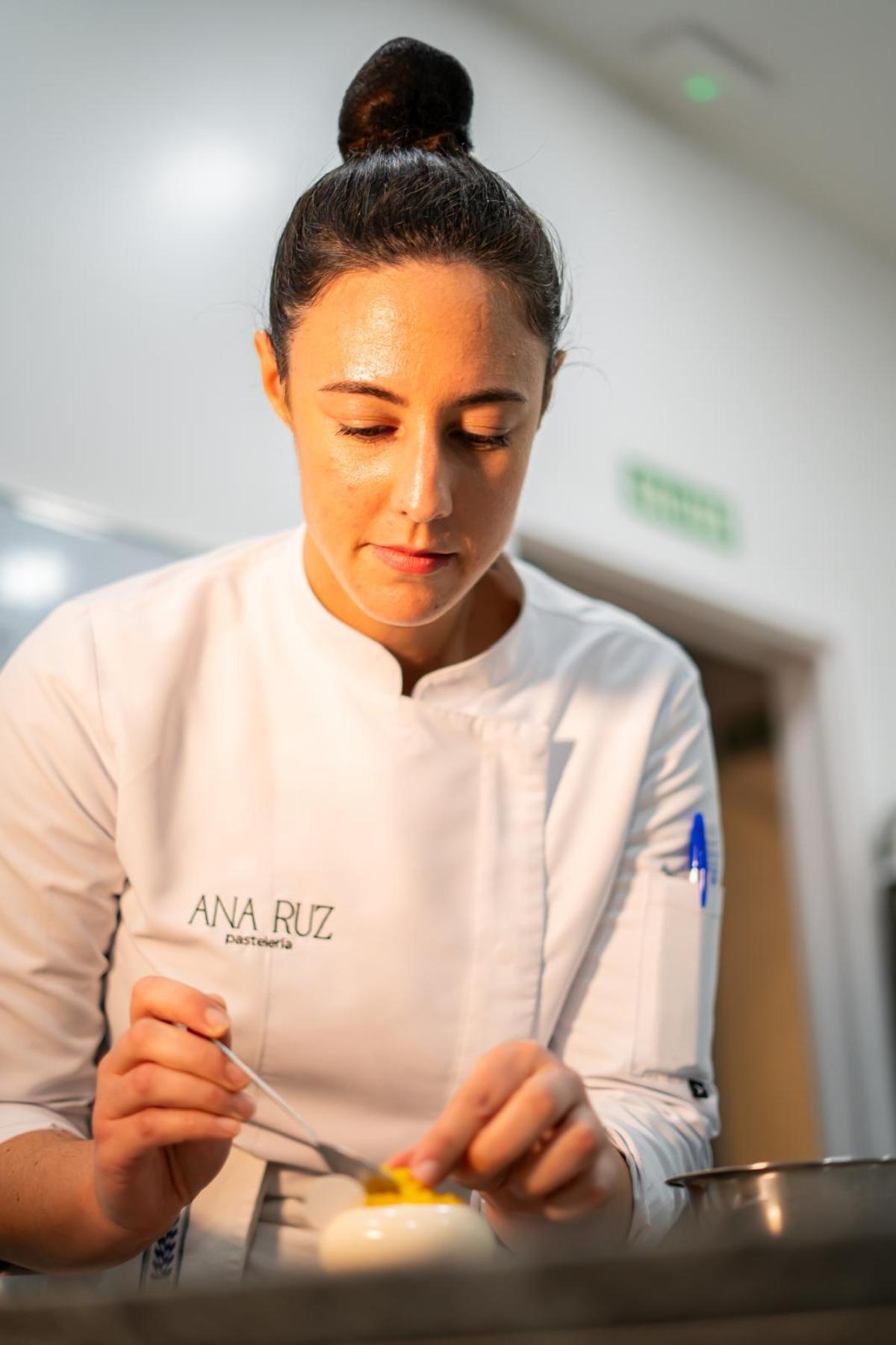 La pastelería de Córdoba con inspiración francesa y minimalista que ...