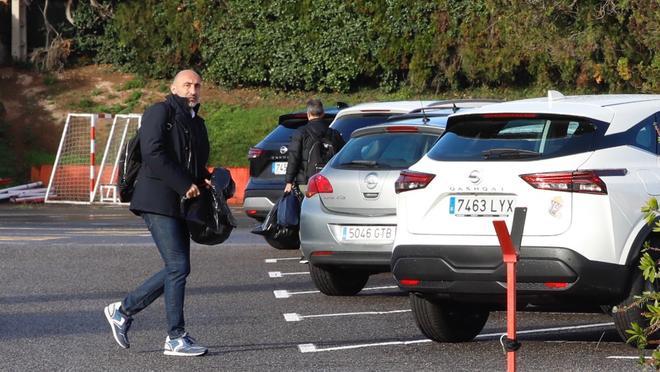 En imágenes: Abelardo deja Mareo tras su destitución como entrenador del Sporting