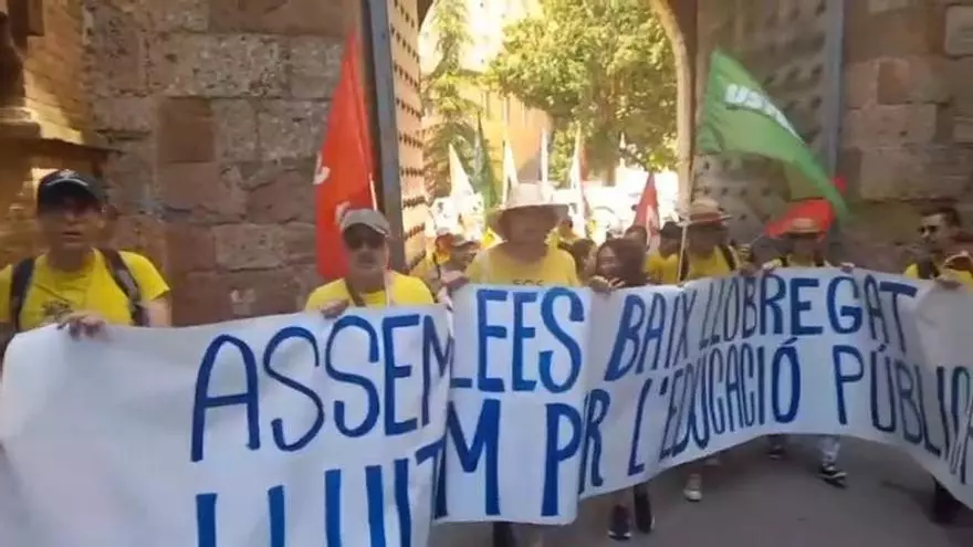 Protesta docente en Montserrat