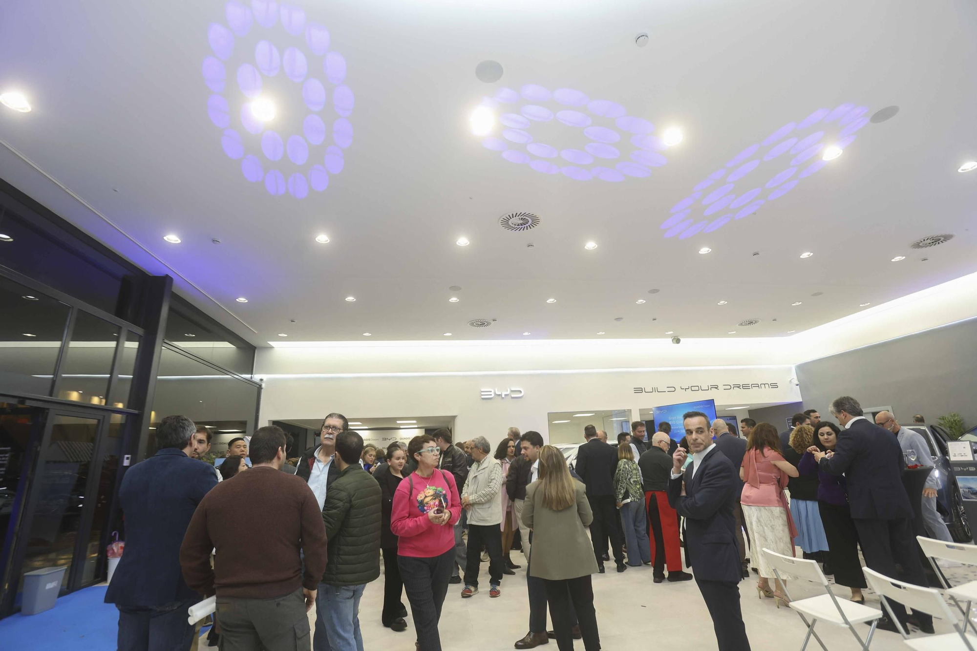 QUADIS Dream inaugura el primer centro BYD en Alicante.