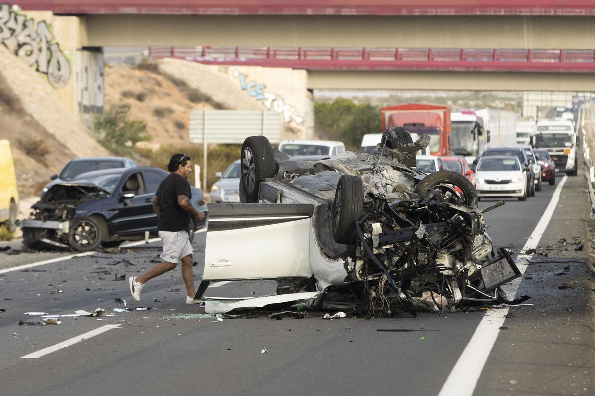Una imagen del grave accidente en la A-30, en octubre de 2024, provocado por el conductor drogado.