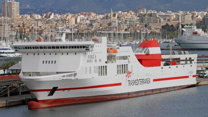 Llega a Palma el &#039;Forza&#039;, un nuevo buque de la naviera Trasmediterránea