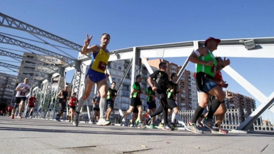I Maratón de Murcia: Paso por el Puente de la Cruz Roja