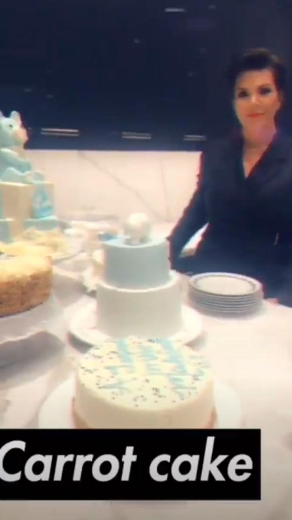 Kris Jenner en la baby shower de Chrissy Teigen