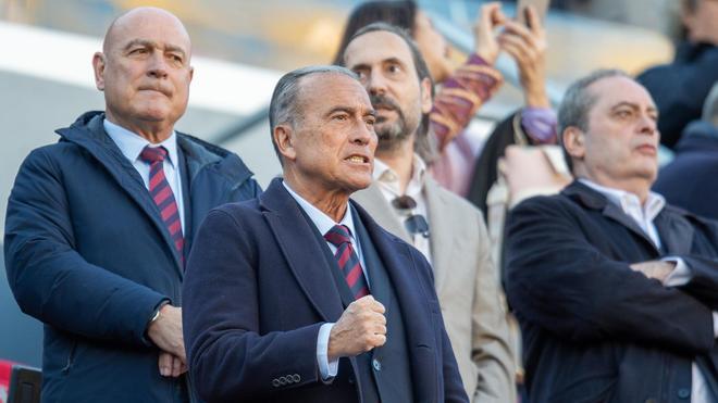 Rafa Yuste, presidente interino del Barça, en el Camp Nou.