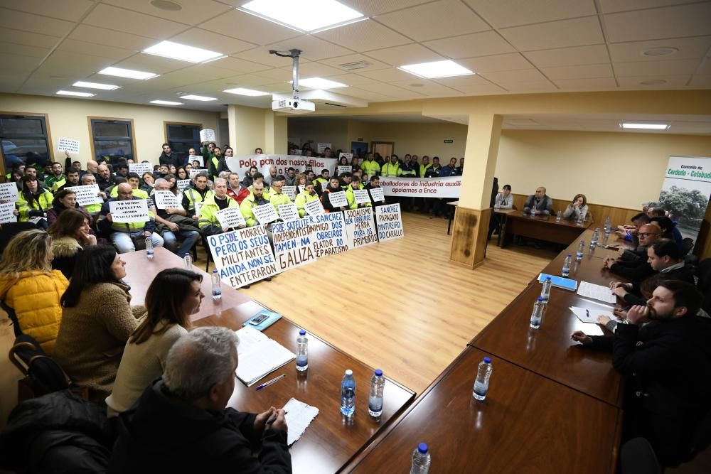 Los trabajadores de Ence obtienen el respaldo del pleno de Cerdedo-Cotobade