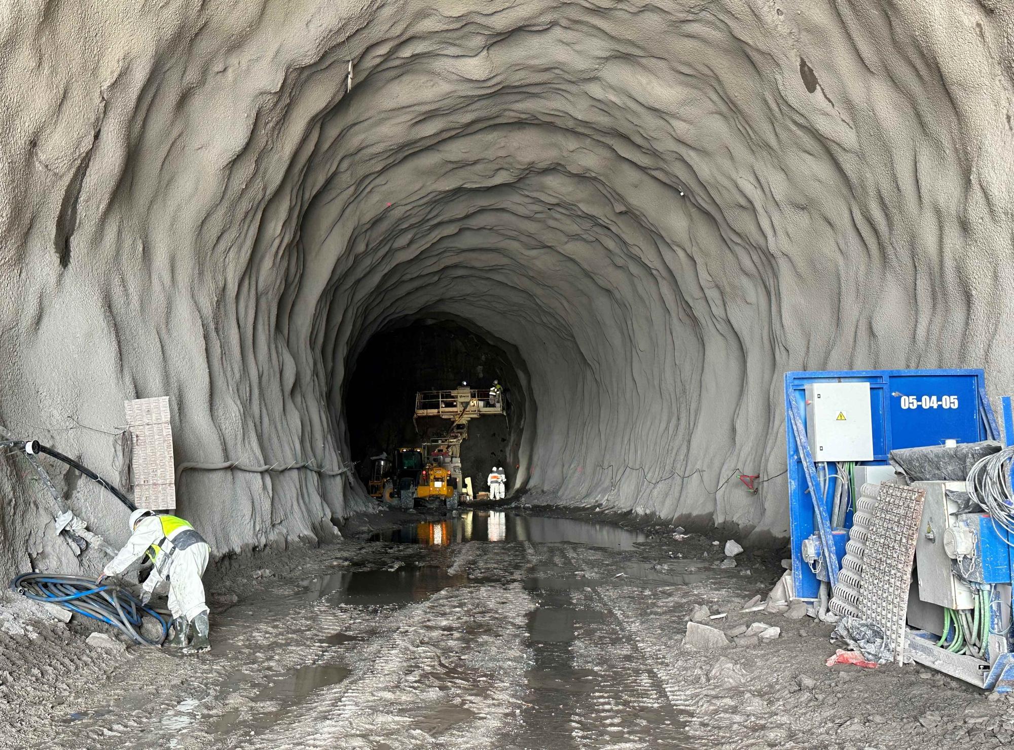Así se excavan los túneles en la obra del puerto exterior de A Coruña