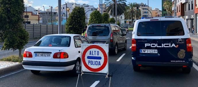 Coronavirus en Canarias | Continúan los controles en la capital para evitar desplazamientos innecesarios