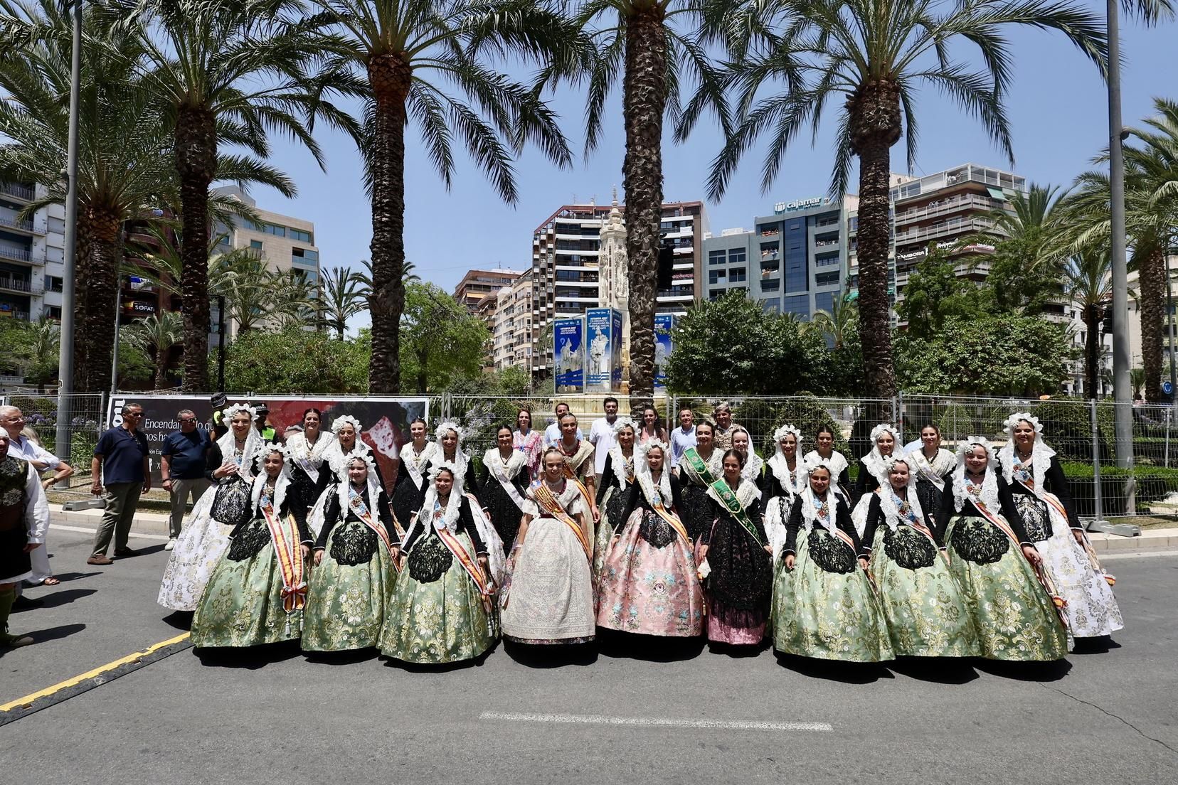 Mascletà del 22 de junio. Llega la corte mayor