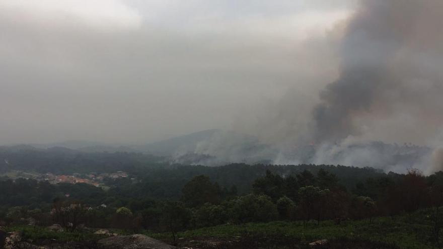 Controlado el incendio de Melón tras arrasar una superficie de 150 hectáreas