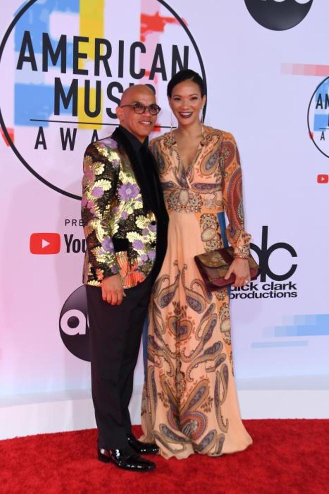 Los impresionantes looks de los American Music Awards